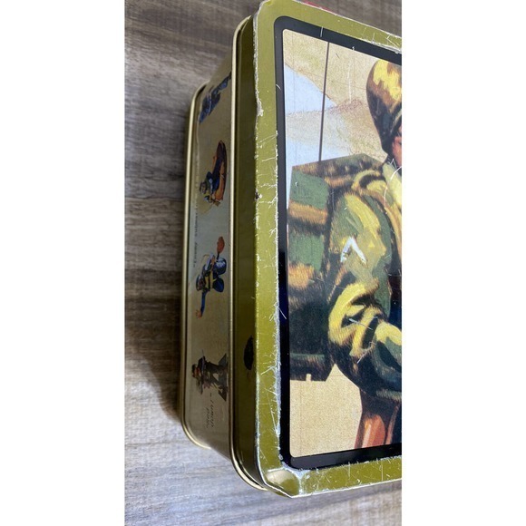 Vintage 1997 GI JOE Action Soldier TIN LUNCH BOX Collectible Item - Picture 2 of 7